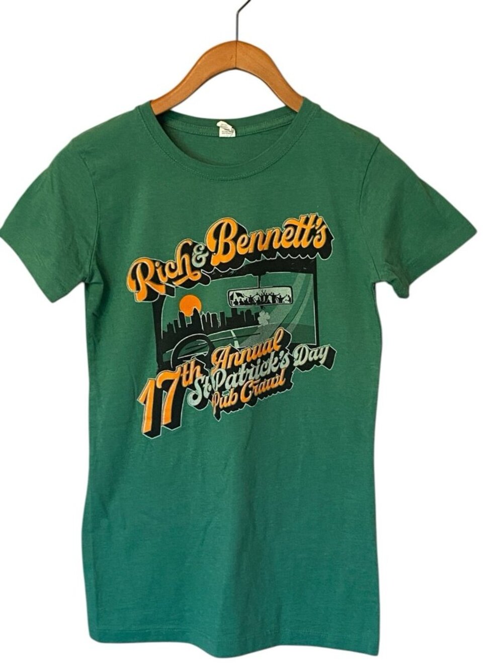 Rich & Bennetts Pub Crawl 2017 Green T-Shirt Women’s M St Patricks Day Charlotte